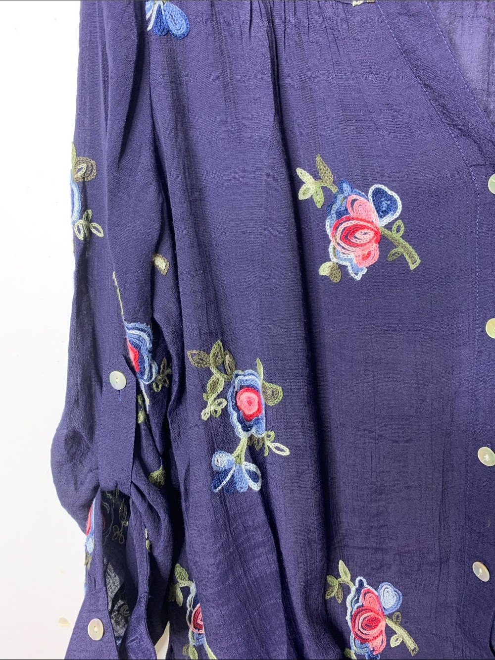 fig and flower Navy Floral Embroidered lightweight Button-Front Blouse 1X - Picture 3 of 14